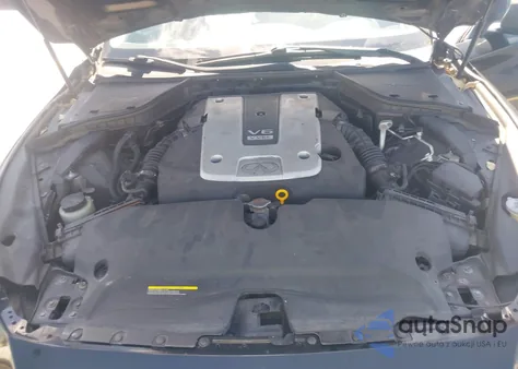 2015 Infiniti Q50 Premium z USA, uszkodzony, nr VIN JN1BV7AR0FM407689